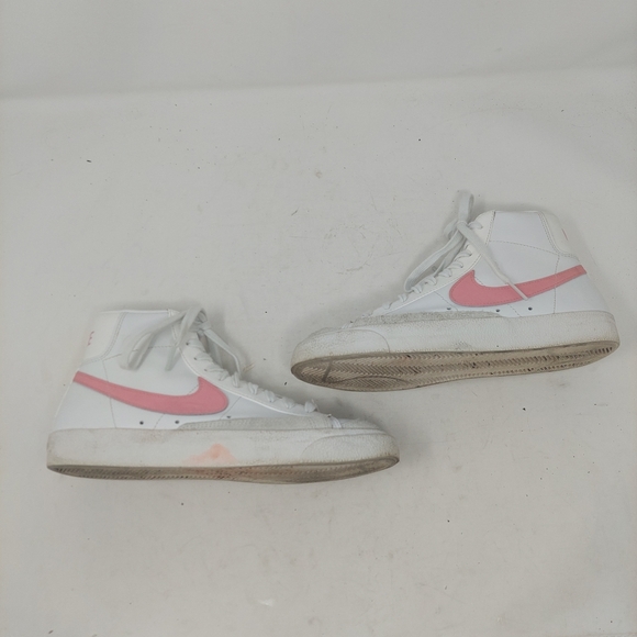 Nike Blazer Mid Top 77 White Pink Leather Sneakers Streetwear CZ1055-144 Sz 8.5 - Picture 3 of 9